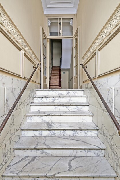 escaleras de marmol baratas en sevilla